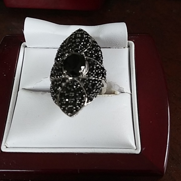 black spinnel sterling silver ring Jewelry - Black spinnel vintage style pinky ring black spinnel sterling silver ring Jewelry - Black spinnel vintage style pinky ring